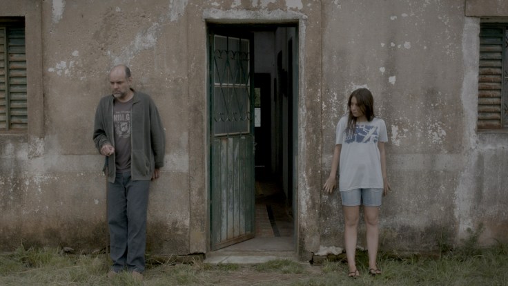 Still_Mulher do Pai 01_Marat Descartes and Maria Galant.jpg